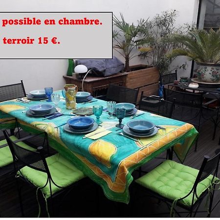 Patio2 Pezenas Centre Il Y A Plus Cher Mais C Est Moins Bien Ngoại thất bức ảnh